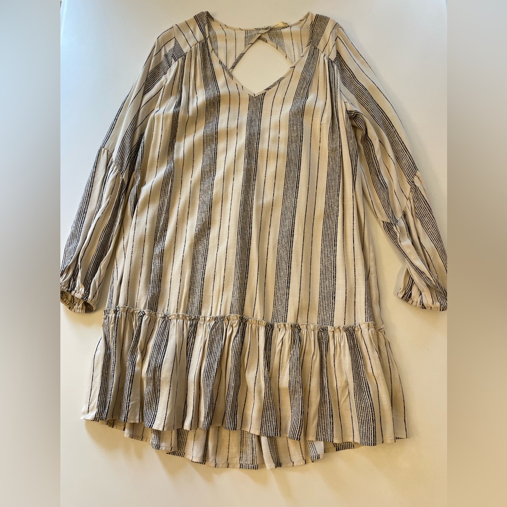 Altar’d State dress size small